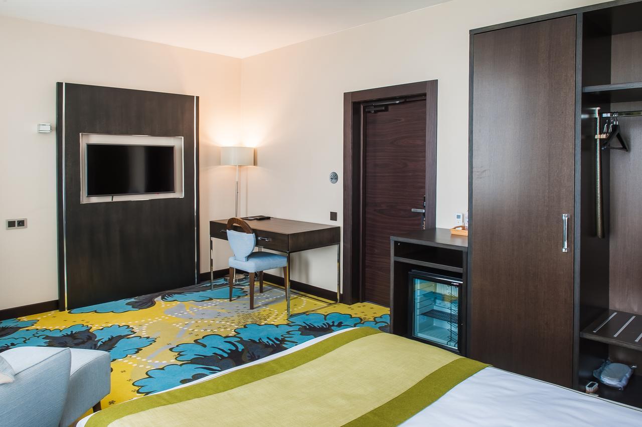 The One Hotel Astana Bagian luar foto
