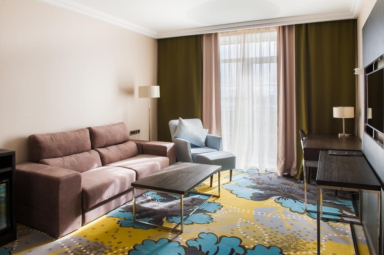 The One Hotel Astana Bagian luar foto