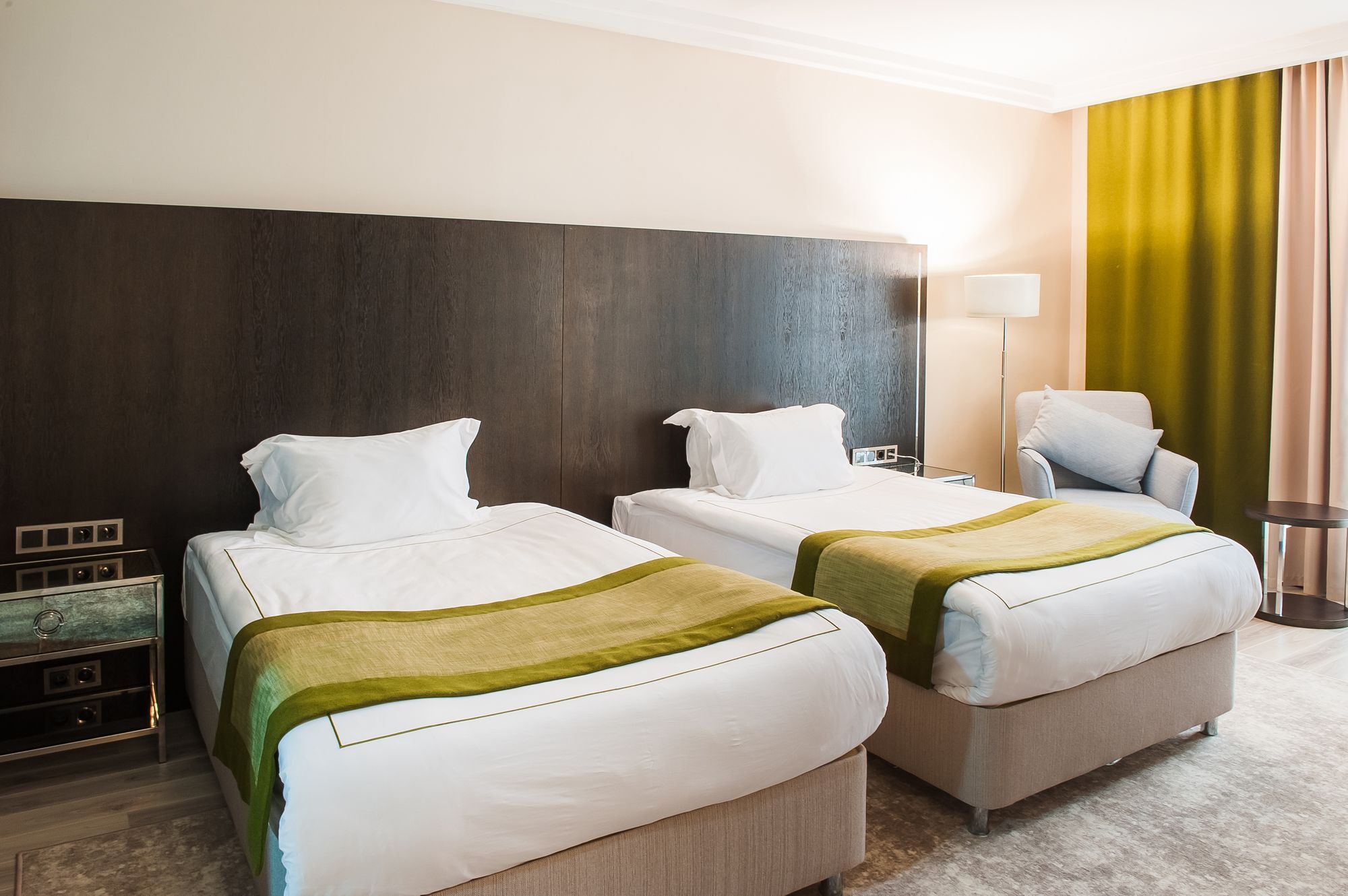 The One Hotel Astana Bagian luar foto